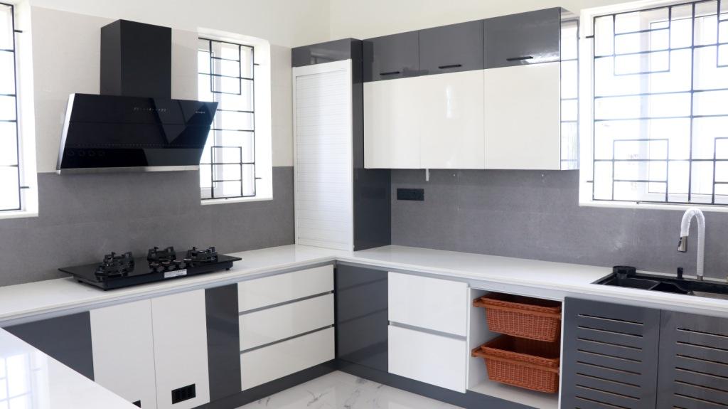 POSTER INTERIOR DESIGNER